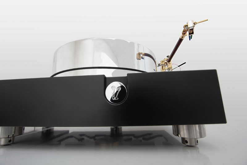 Illustration for article titled Turntable Porn